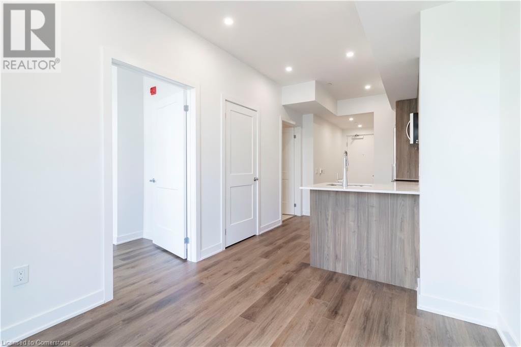 312 Erb Street W Unit# 209, Waterloo, Ontario  N2L 0K9 - Photo 6 - 40722257