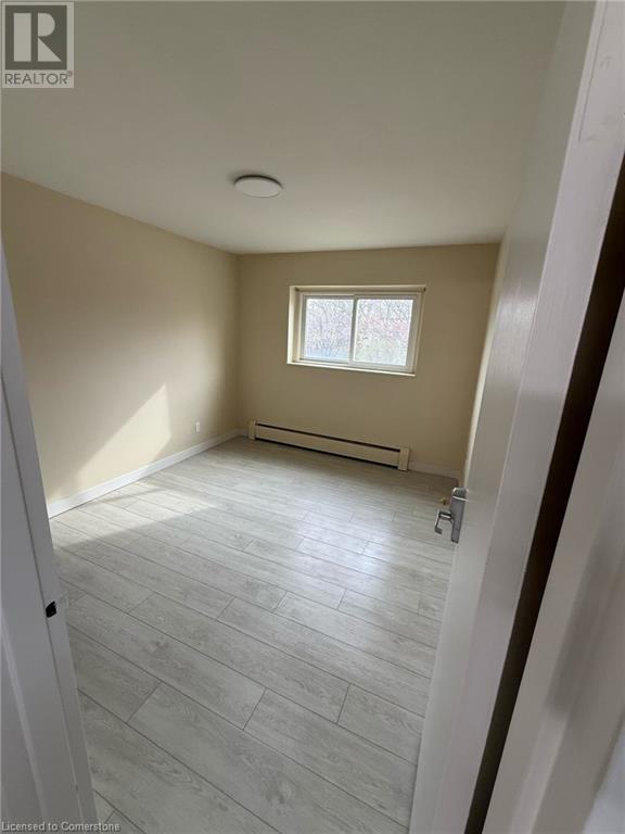 145 Macgregor Crescent, Waterloo, Ontario  N2J 3X2 - Photo 2 - 40726130