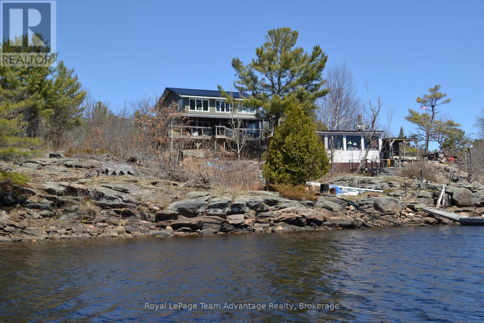 25 A 27 Island, The Archipelago, Ontario  P0G 1K0 - Photo 2 - X12131924