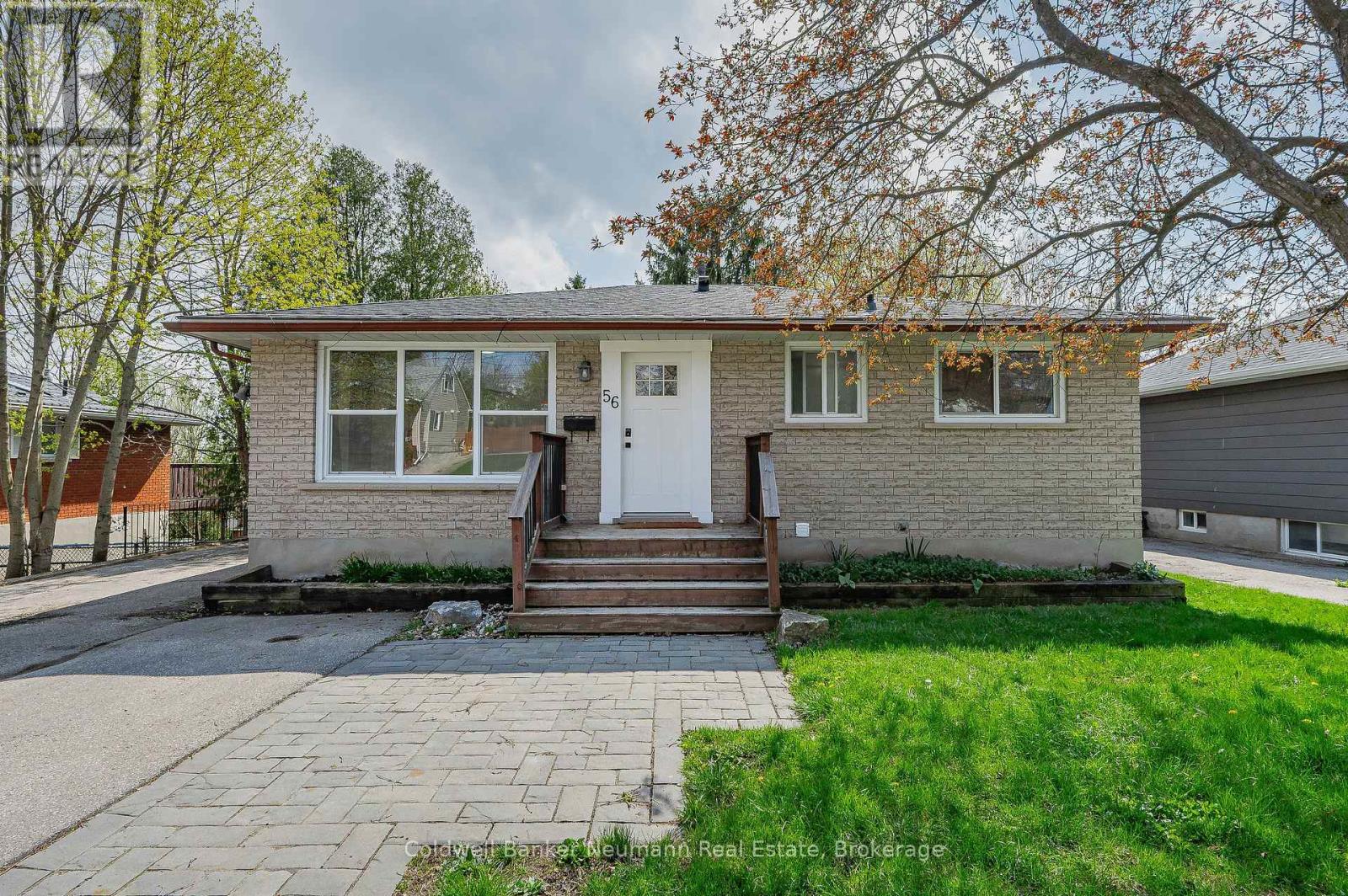 56 Ridgewood Avenue, Guelph, Ontario  N1H 6C5 - Photo 2 - X12131985