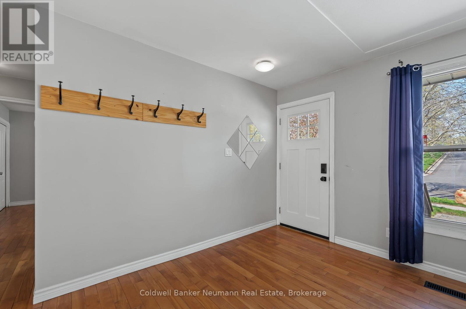 56 Ridgewood Avenue, Guelph, Ontario  N1H 6C5 - Photo 5 - X12131985