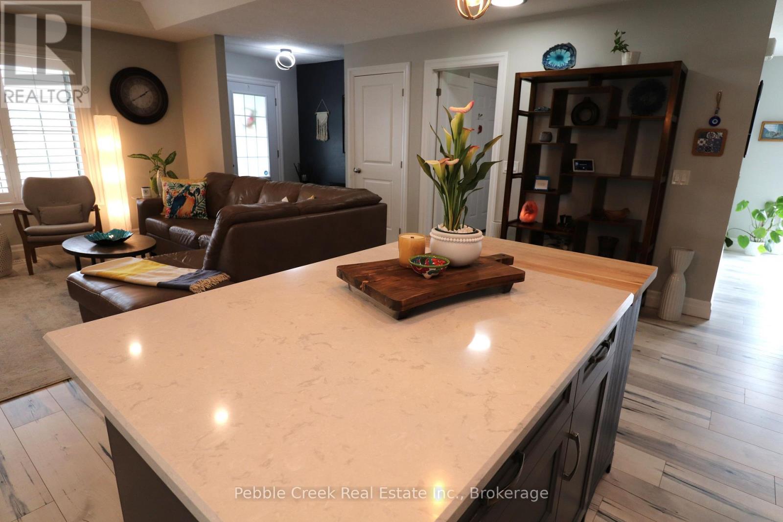 11 Windward Way N, Ashfield-Colborne-Wawanosh, Ontario  N7A 0B2 - Photo 8 - X12132134