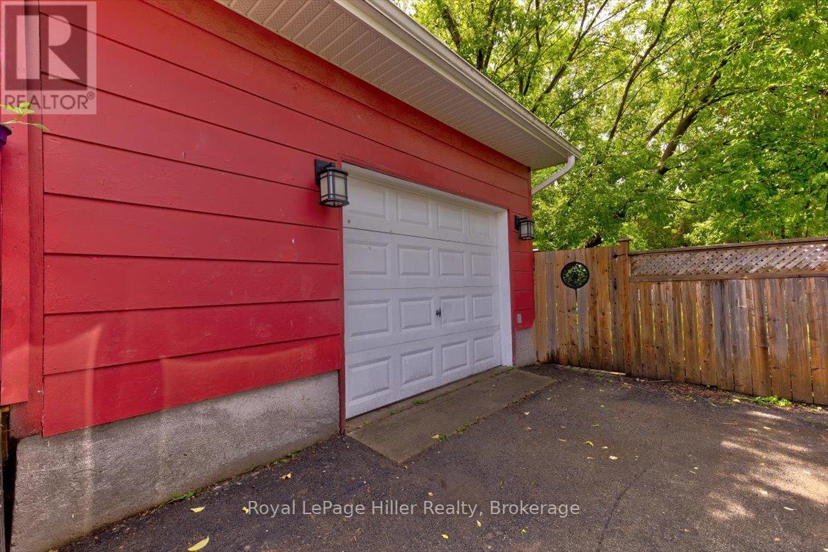 170 Market Street, Lucan Biddulph, Ontario  N0M 2J0 - Photo 42 - X12132173