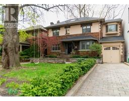 136 HUMBERCREST Boulevard, Toronto, Ontario