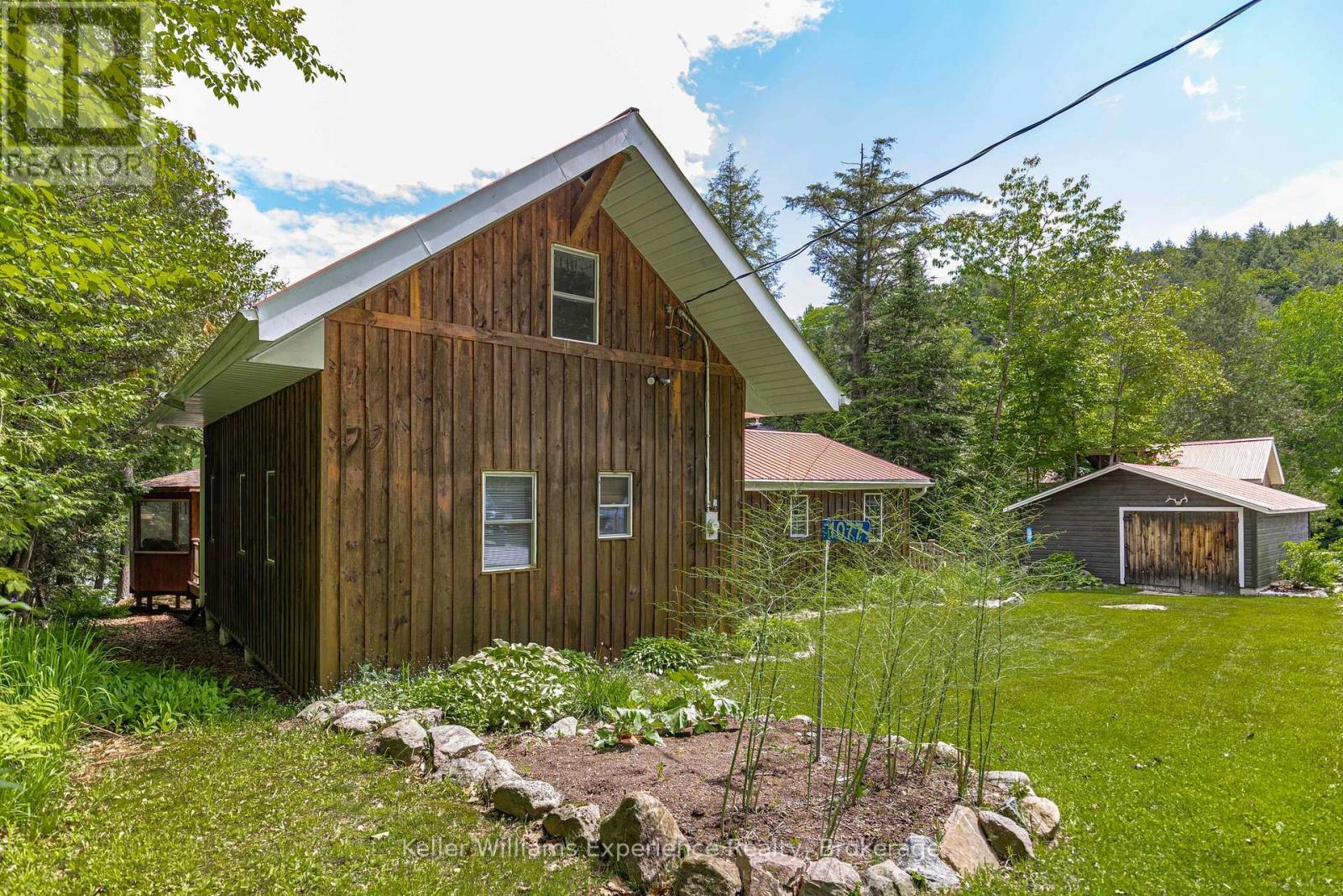 1077 Friendship Lane, Algonquin Highlands, Ontario  K0M 1J2 - Photo 16 - X12132653