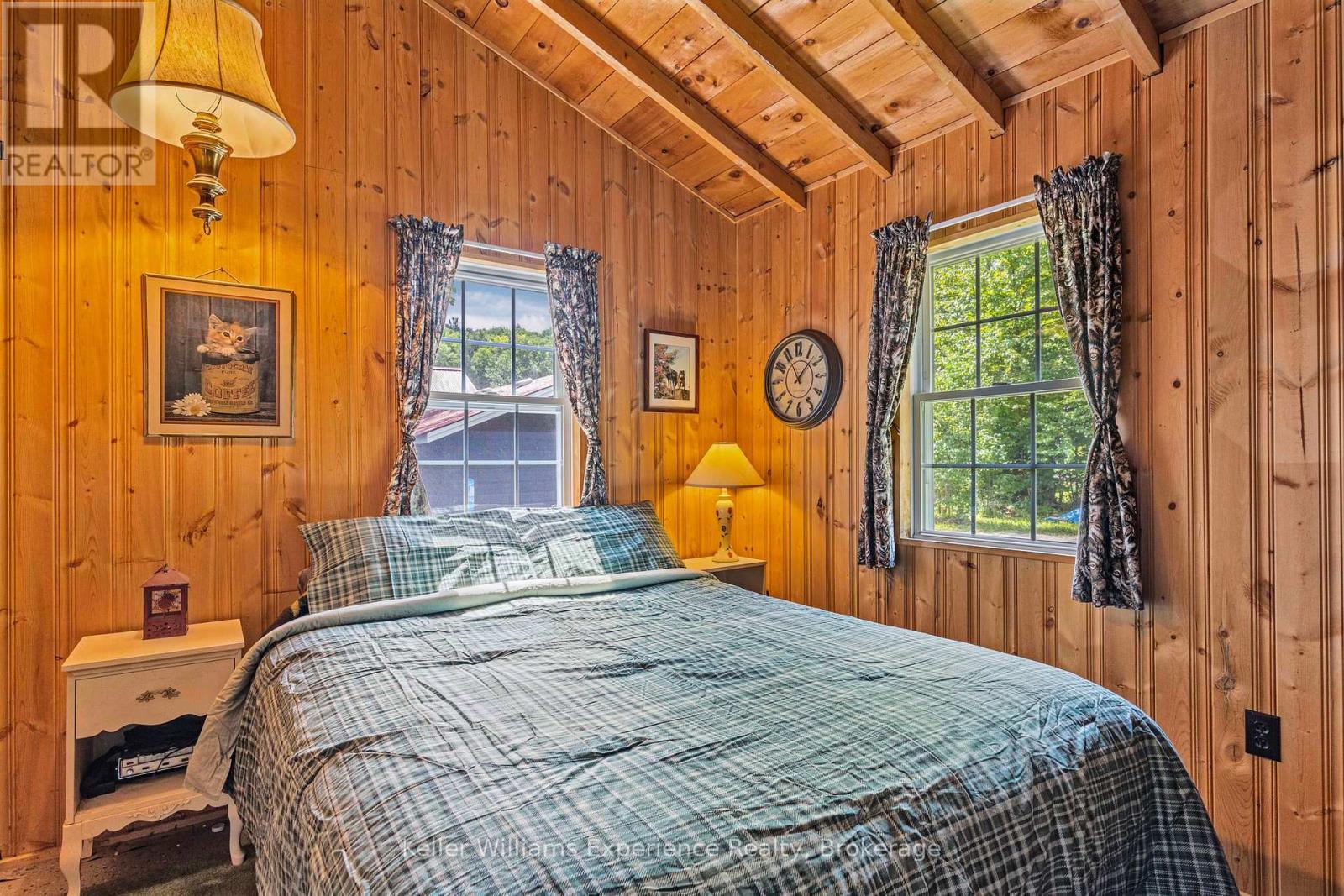 1077 Friendship Lane, Algonquin Highlands, Ontario  K0M 1J2 - Photo 6 - X12132653