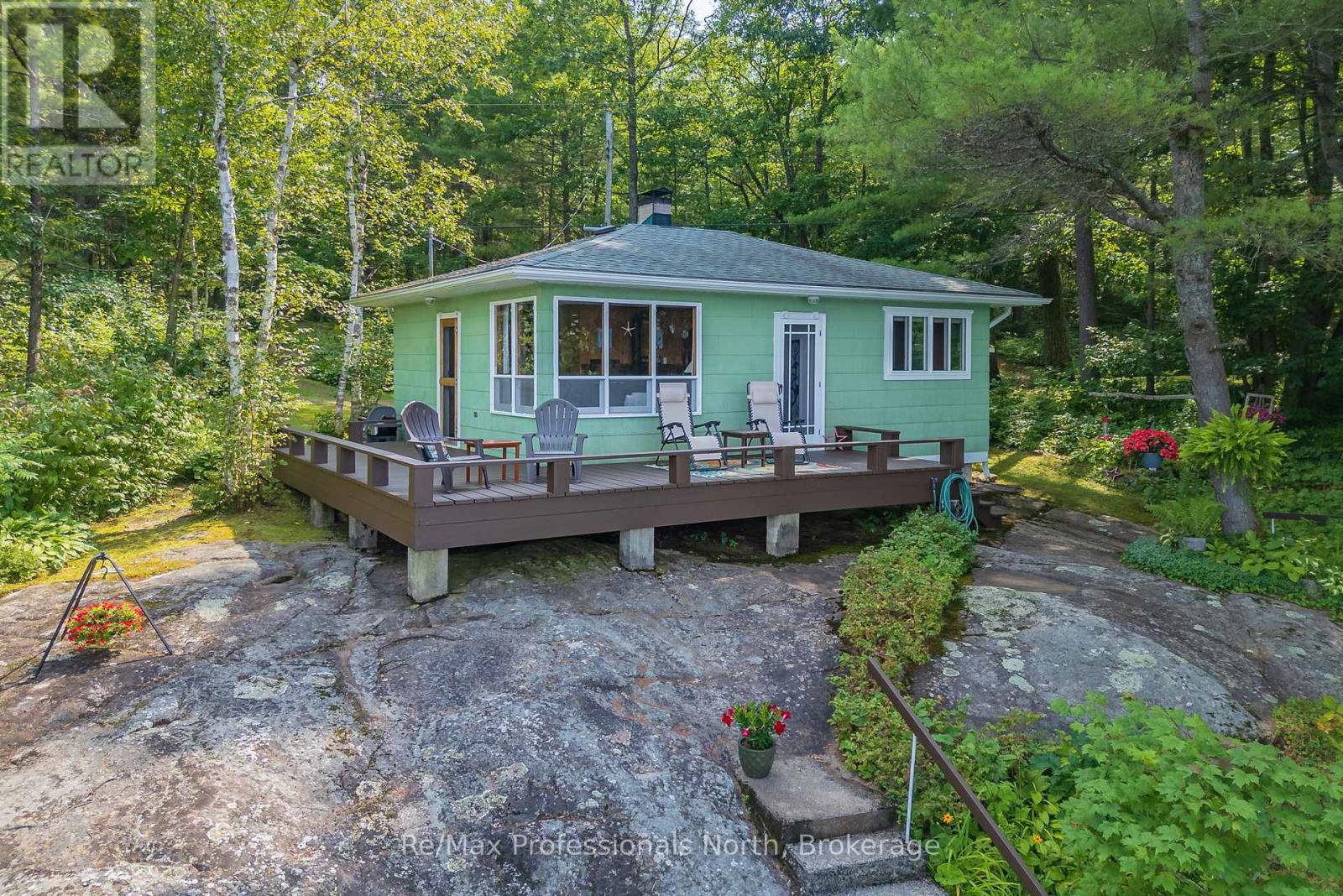 1020 Road 2000, Gravenhurst, Ontario  P0E 1G0 - Photo 15 - X12132719