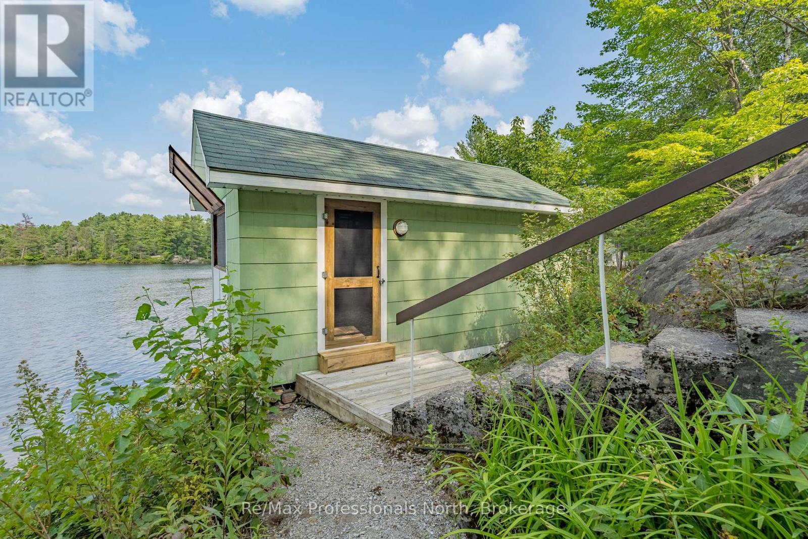 1020 Road 2000, Gravenhurst, Ontario  P0E 1G0 - Photo 9 - X12132719