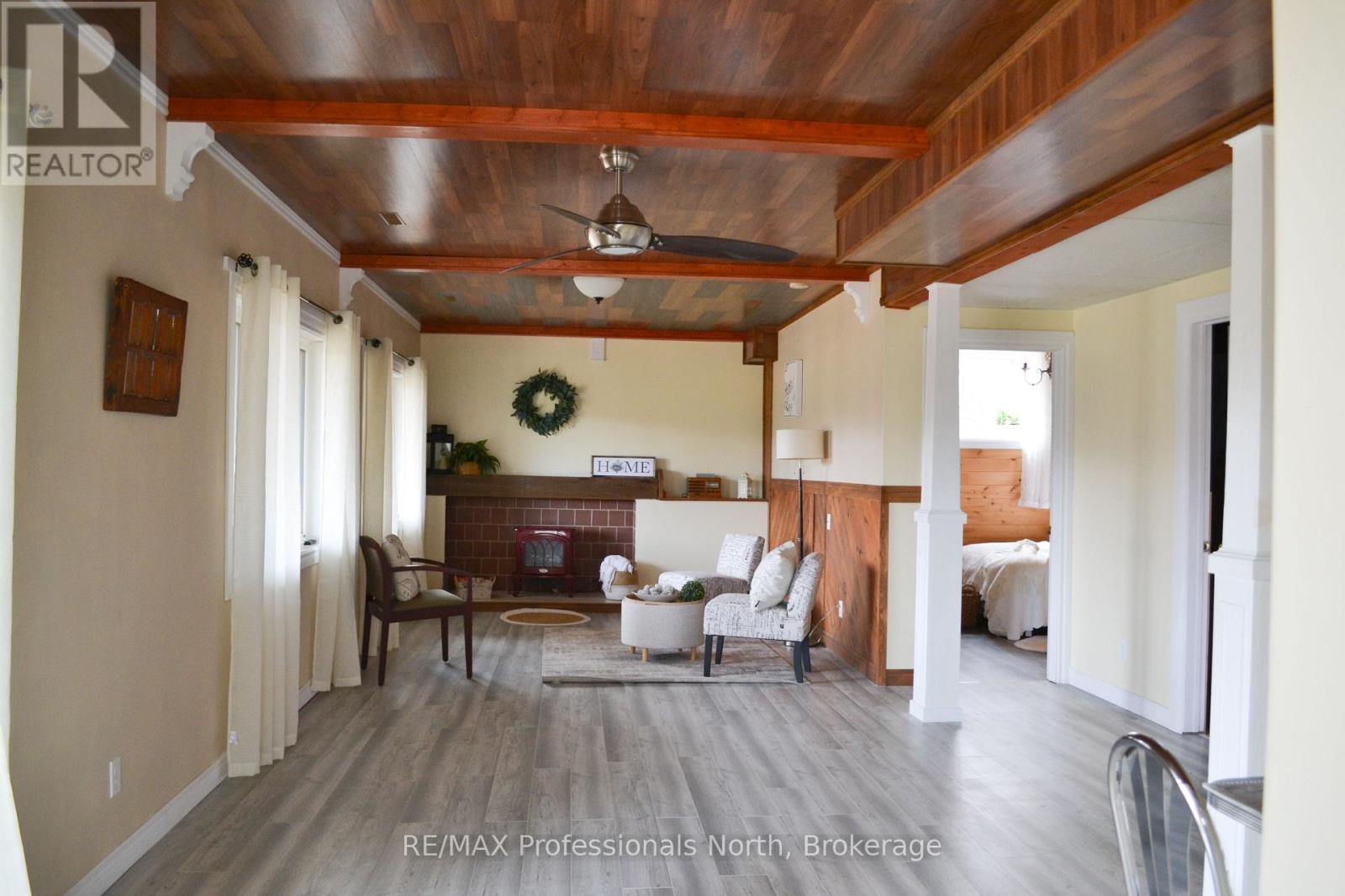4043 Highway 60, Algonquin Highlands, Ontario  P0A 1H0 - Photo 16 - X12132758