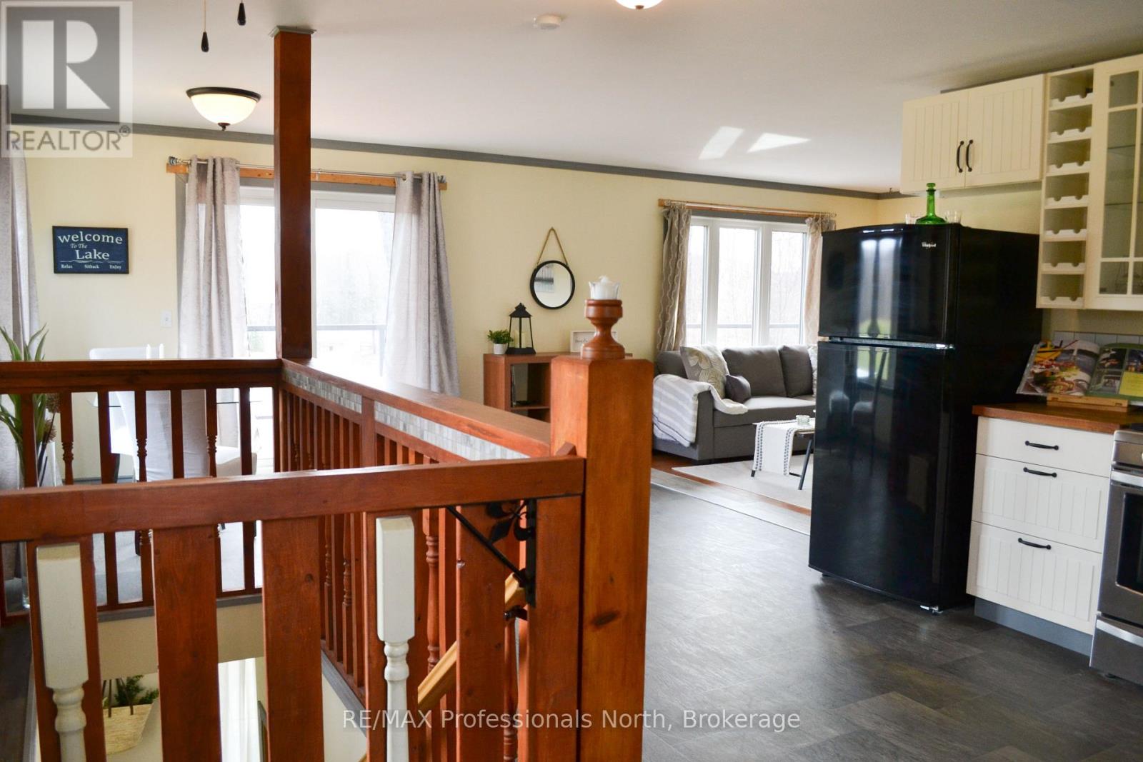 4043 Highway 60, Algonquin Highlands, Ontario  P0A 1H0 - Photo 19 - X12132758
