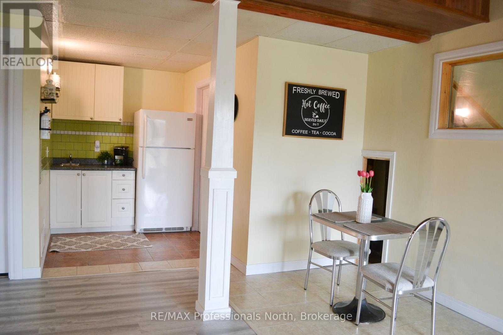 4043 Highway 60, Algonquin Highlands, Ontario  P0A 1H0 - Photo 9 - X12132758