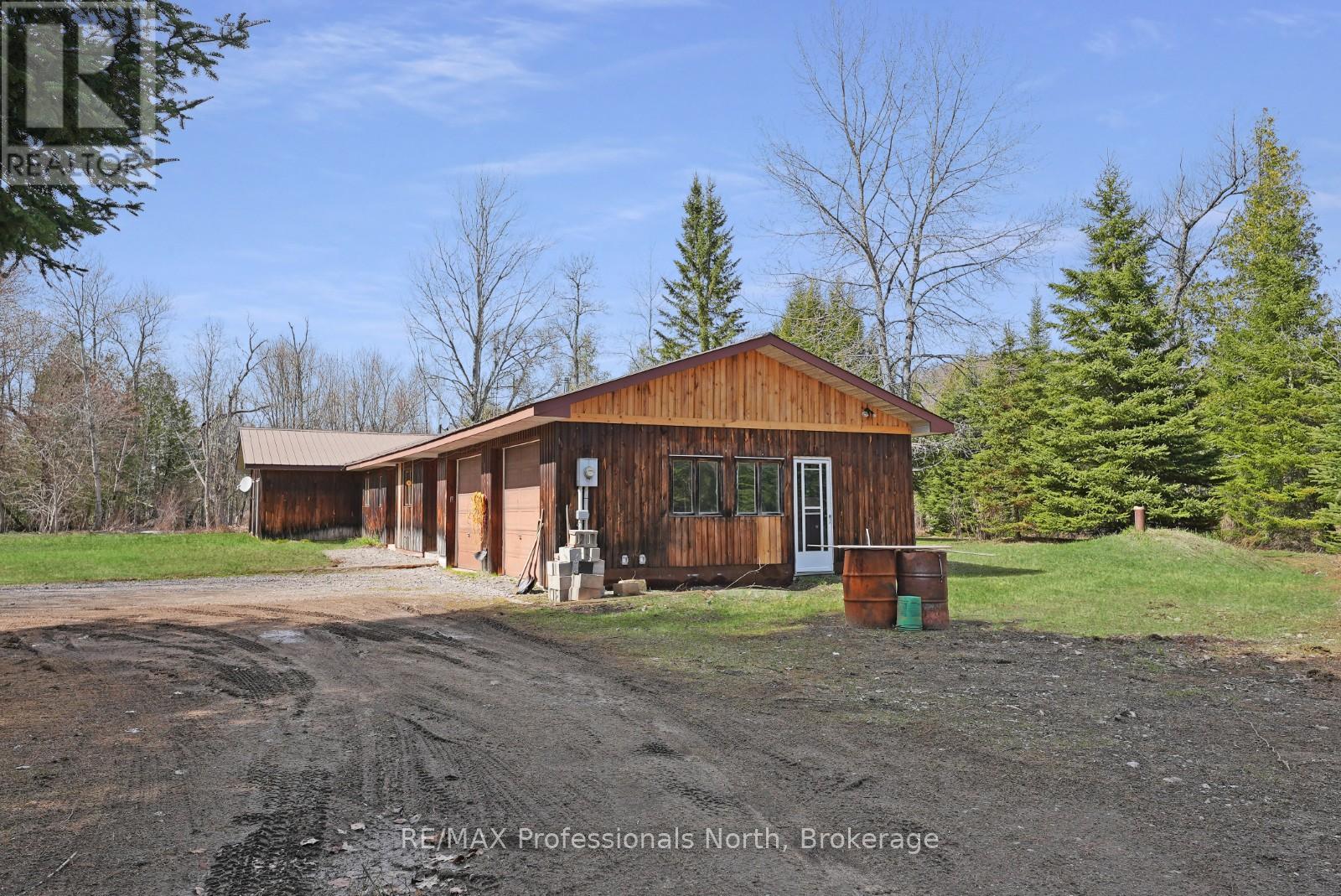 11601 Highway 118 Highway, Dysart Et Al, Ontario  K0M 1S0 - Photo 31 - X12132847
