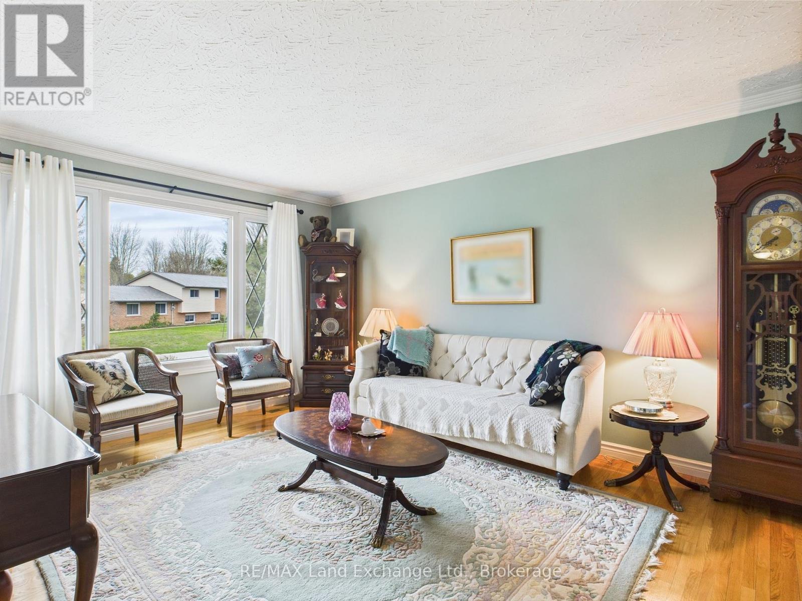 155 Willis Crescent, Huron-Kinloss, Ontario  N0G 2R0 - Photo 6 - X12132878