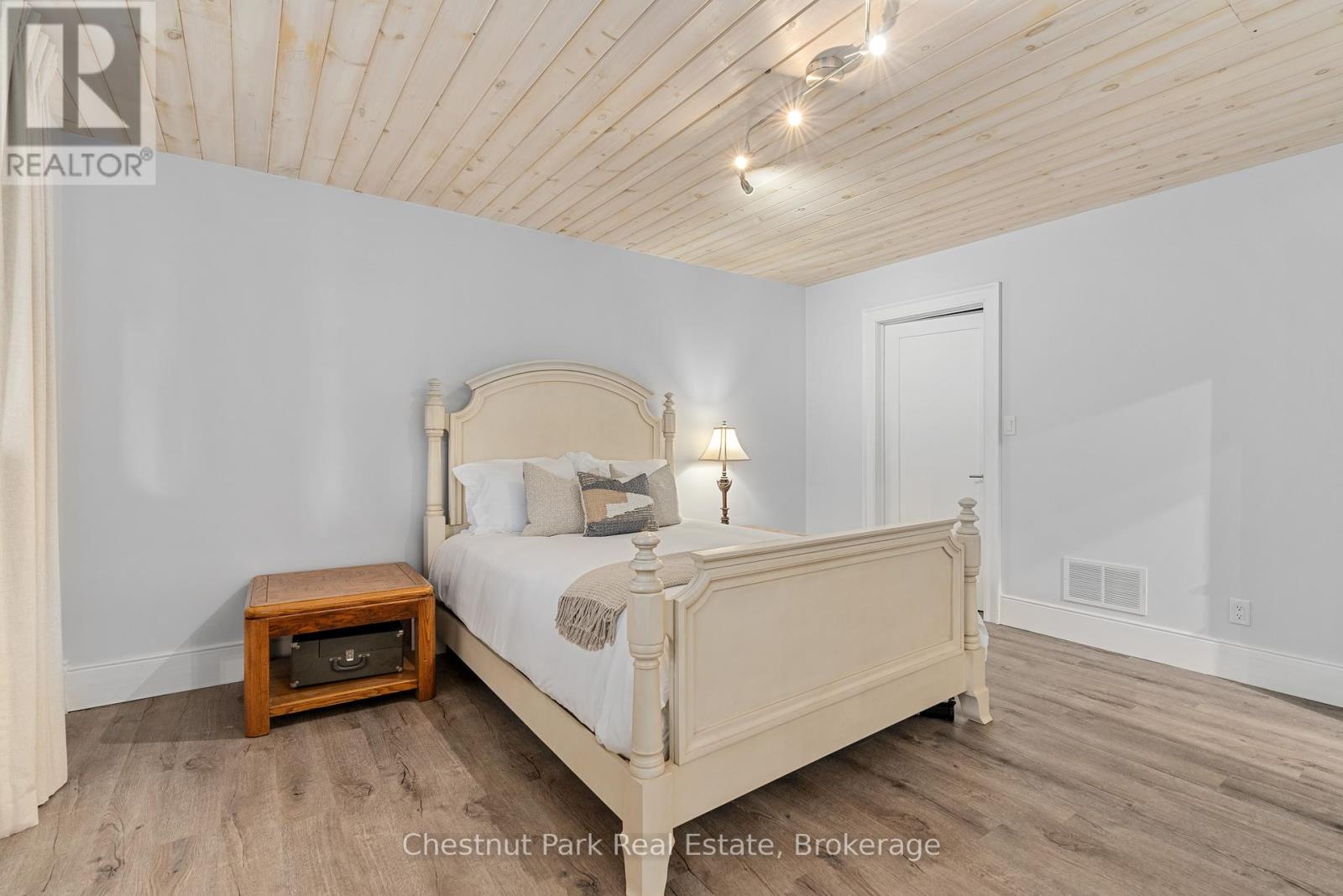 86 Bowyer Road, Huntsville, Ontario  P1H 2J4 - Photo 38 - X12133018