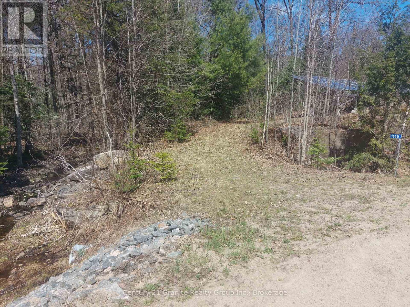 1145 Little Hawk Lake Road, Algonquin Highlands, Ontario  K0M 1S0 - Photo 23 - X12133050