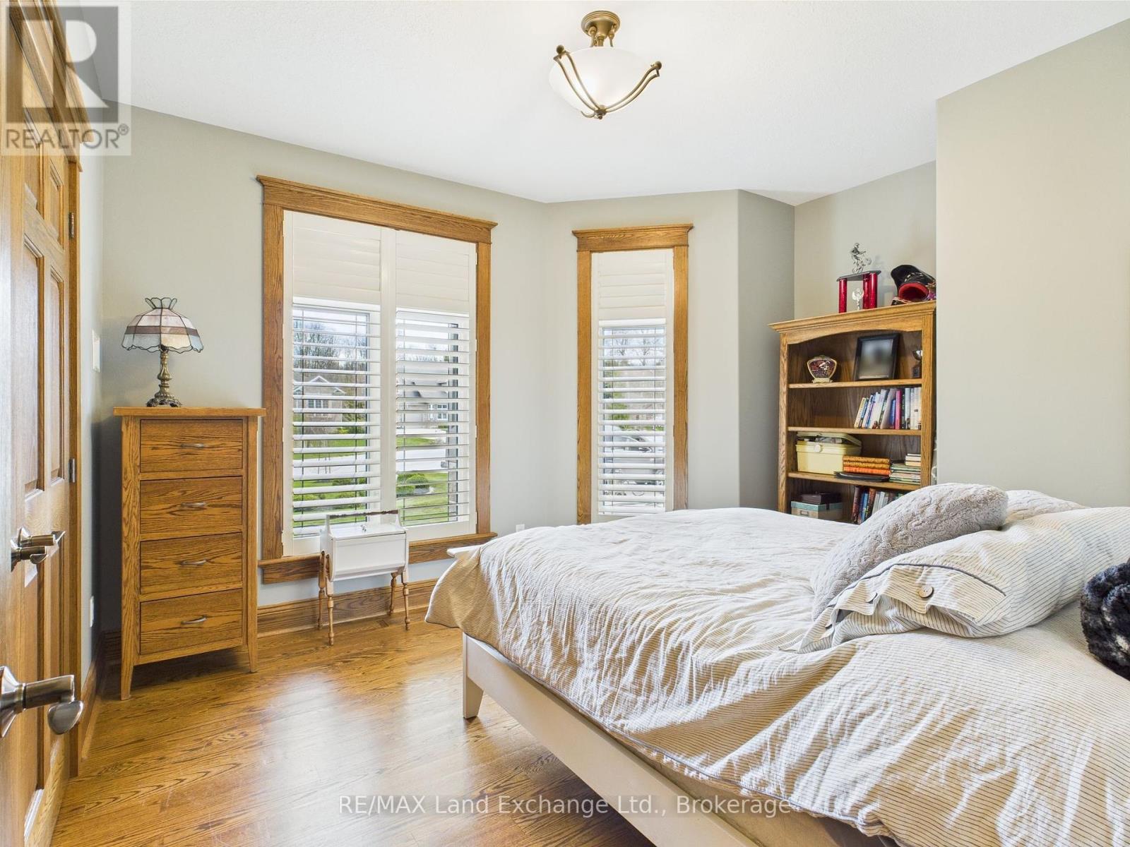 195 Birchwood Avenue, Kincardine, Ontario  N0G 2T0 - Photo 20 - X12133249