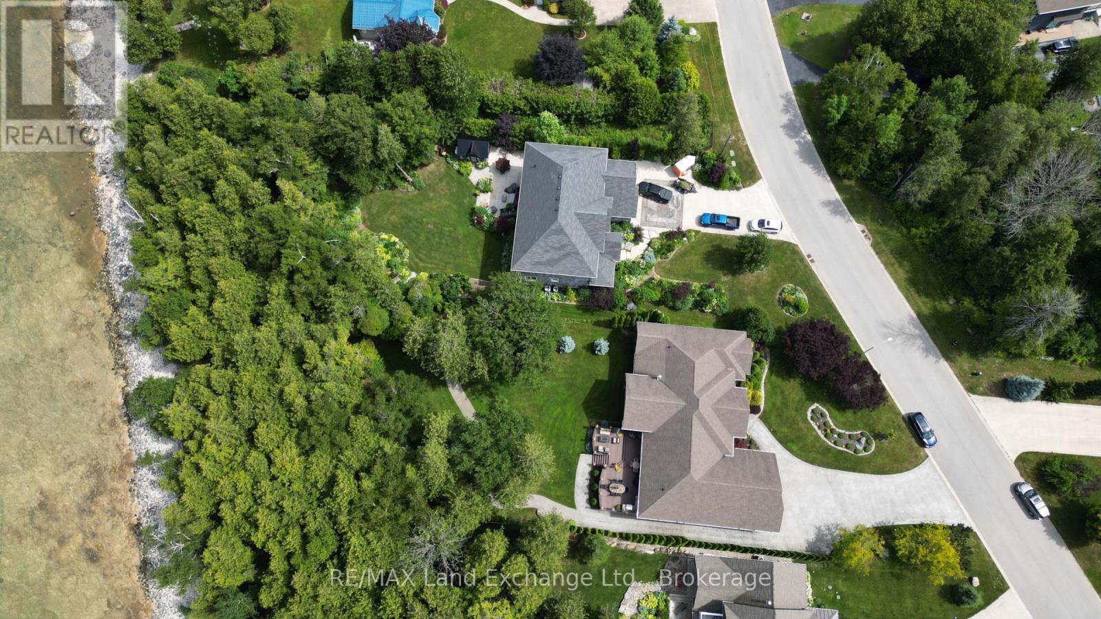 195 Birchwood Avenue, Kincardine, Ontario  N0G 2T0 - Photo 41 - X12133249