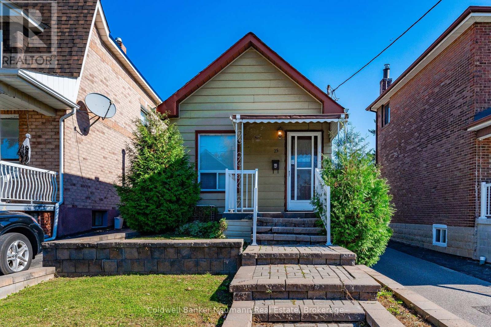 25 Blandford Street, Toronto, Ontario  M6E 3A6 - Photo 1 - C12133319