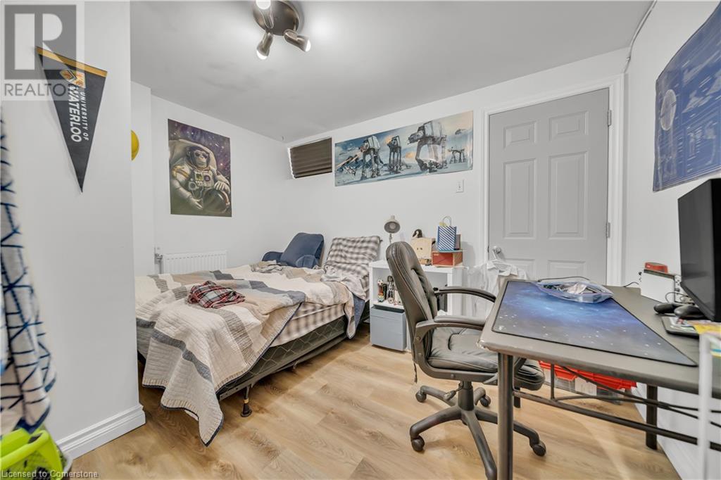 24 Columbia Street W, Waterloo, Ontario  N2L 3K3 - Photo 46 - 40726318