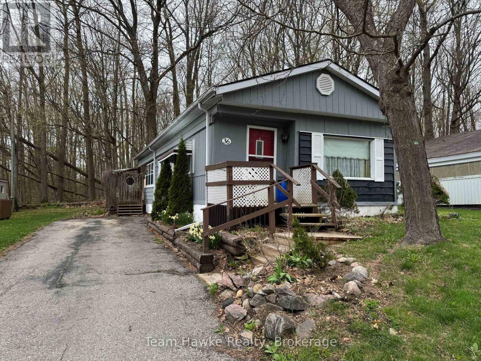36 - 525 Midland Point Road, Midland, Ontario  L4R 5G8 - Photo 1 - S12133514