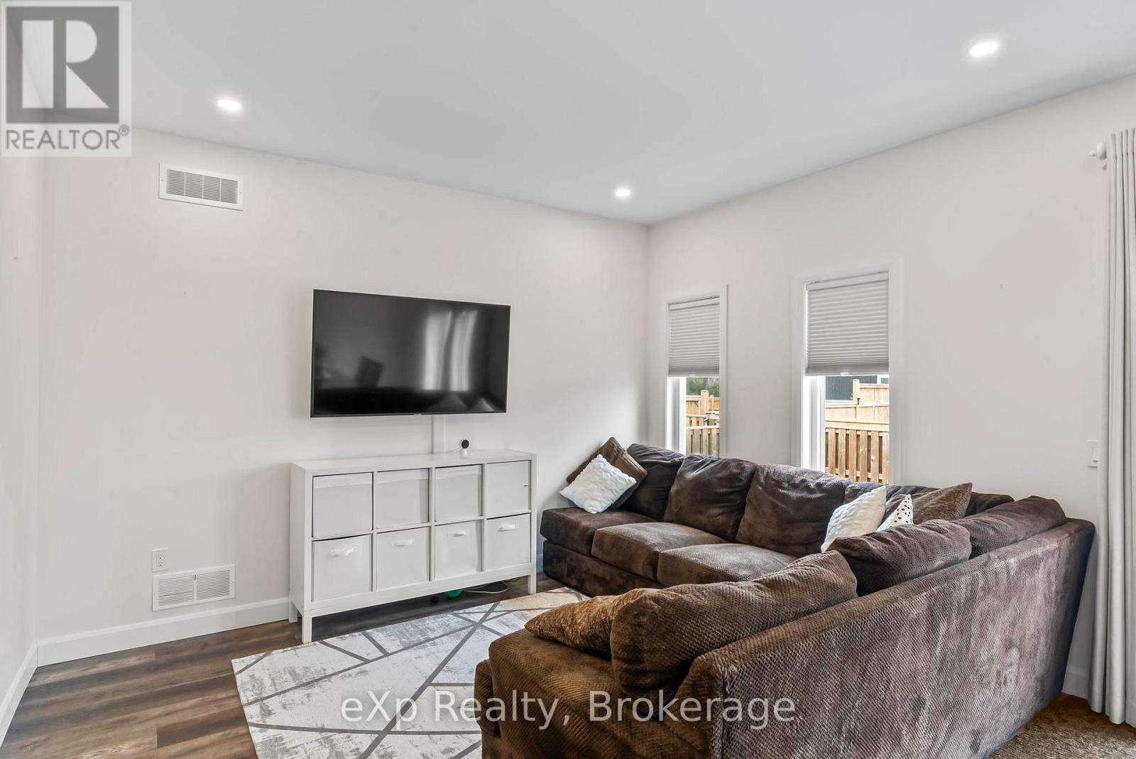 4 - 24 George Street N, Minto, Ontario  N0G 1Z0 - Photo 20 - X12133634