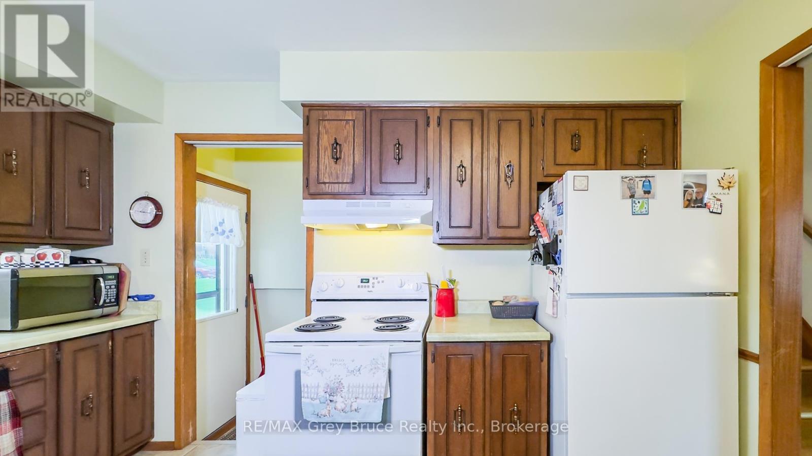 36 Centennial Street, Arran-Elderslie, Ontario  N0G 1L0 - Photo 12 - X12133713