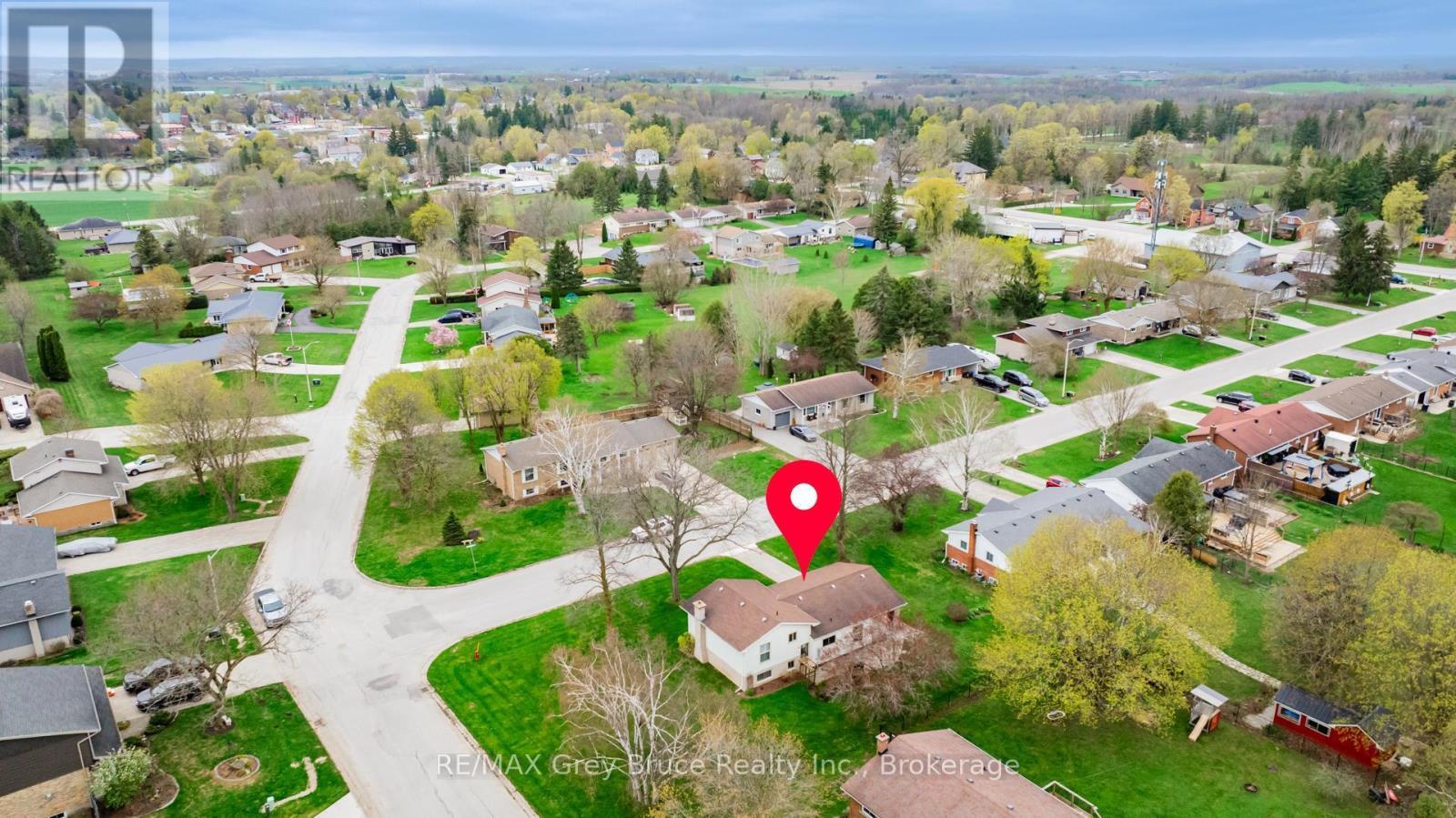 36 Centennial Street, Arran-Elderslie, Ontario  N0G 1L0 - Photo 40 - X12133713