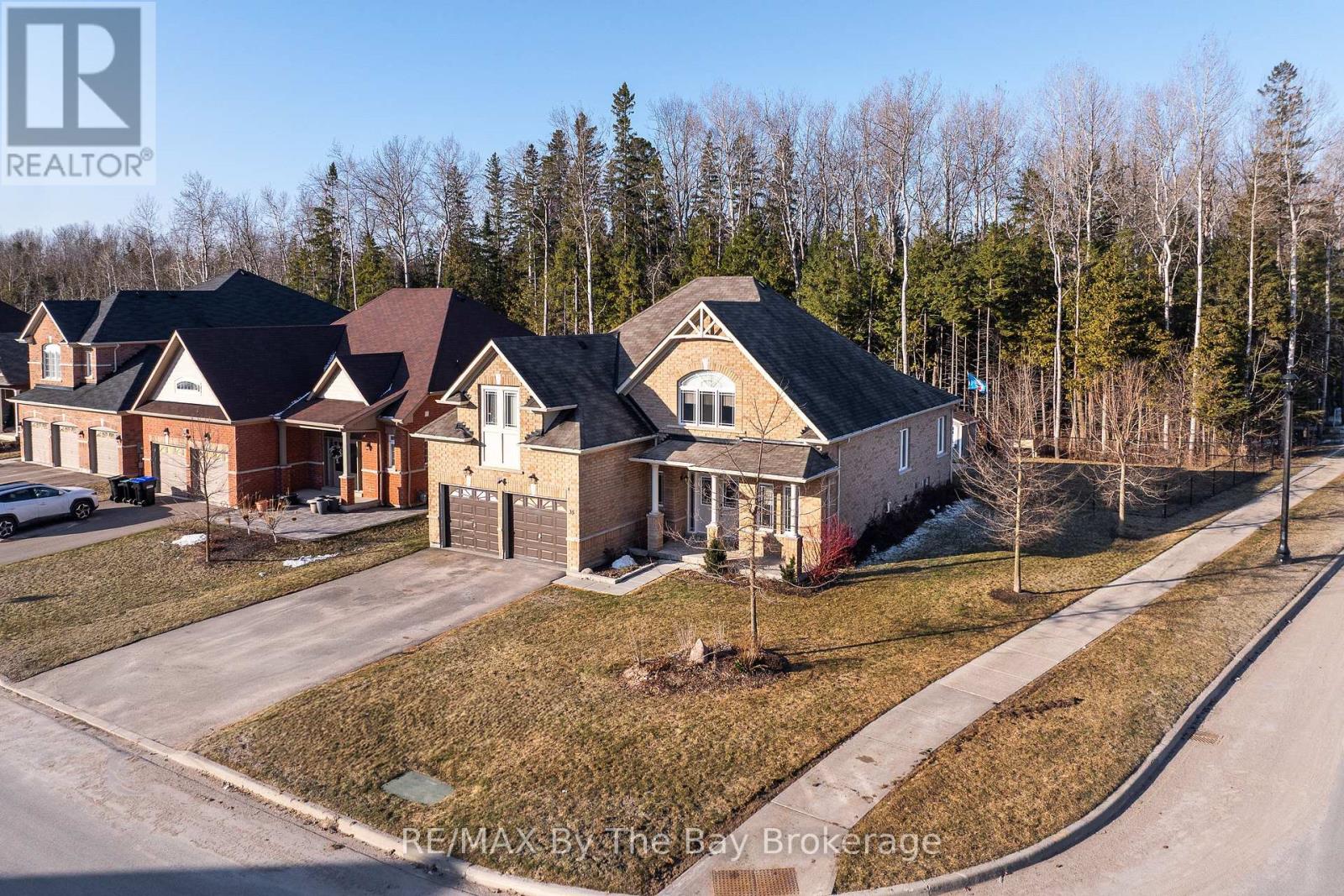 35 Falvo Street, Wasaga Beach, Ontario  L9Z 0G8 - Photo 29 - S12134326
