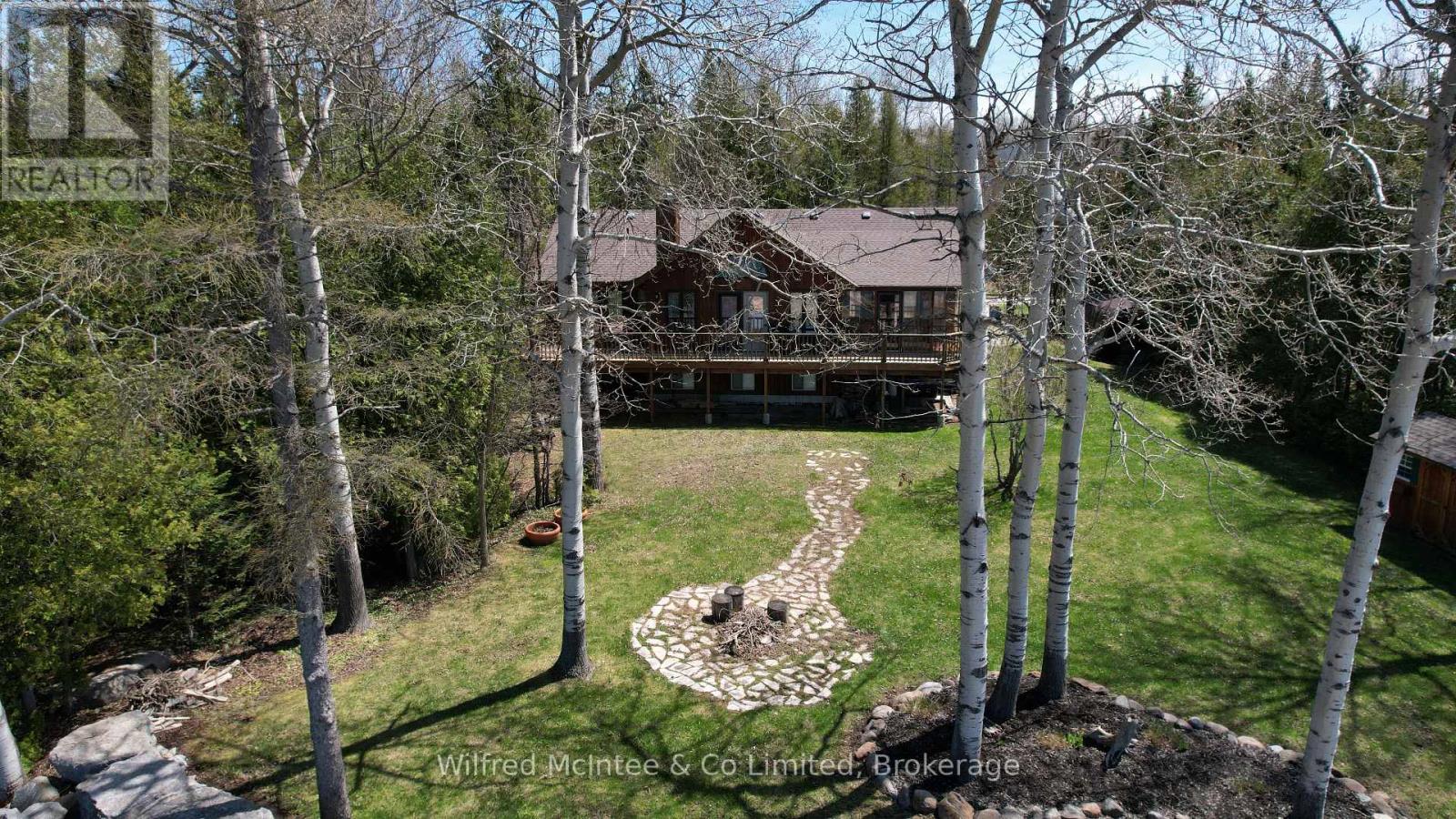 126 Buckingham Lane, Meaford, Ontario  N0H 1V0 - Photo 33 - X12134441