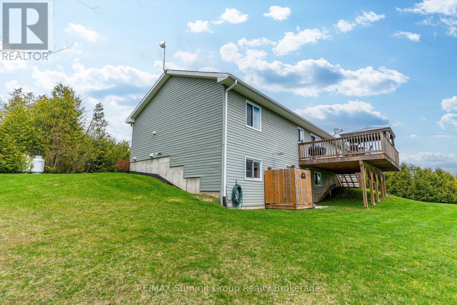 429528 8th Concession B, Grey Highlands, Ontario  N0C 1M0 - Photo 2 - X12134872