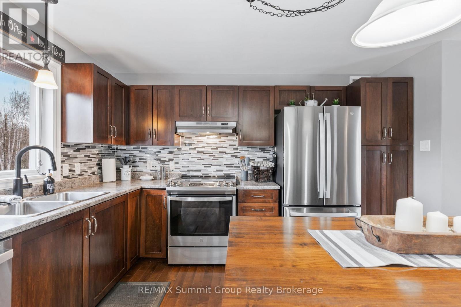 429528 8th Concession B, Grey Highlands, Ontario  N0C 1M0 - Photo 6 - X12134872