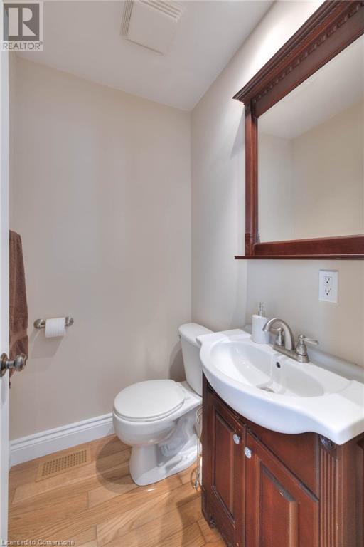 34 Braun Street, Kitchener, Ontario  N2H 3R4 - Photo 5 - 40726592