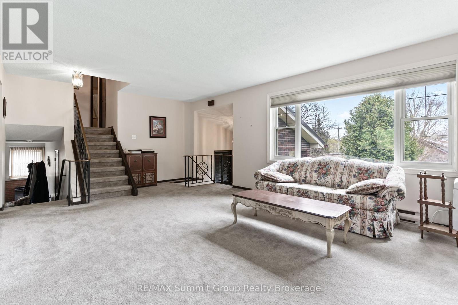 330 Mill Bridge Road, Grey Highlands, Ontario  N0C 1C0 - Photo 4 - X12134921