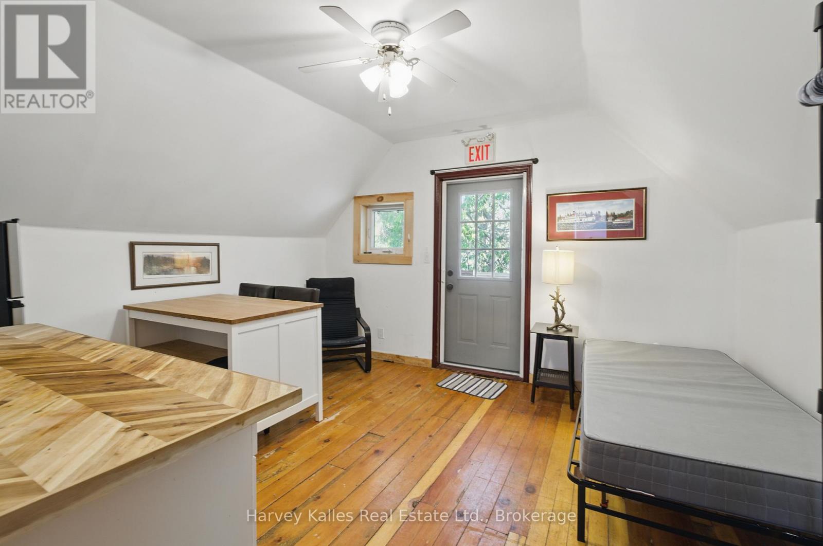 3842 Muskoka Rd 118 W, Muskoka Lakes, Ontario  P0B 1J0 - Photo 22 - X12135085