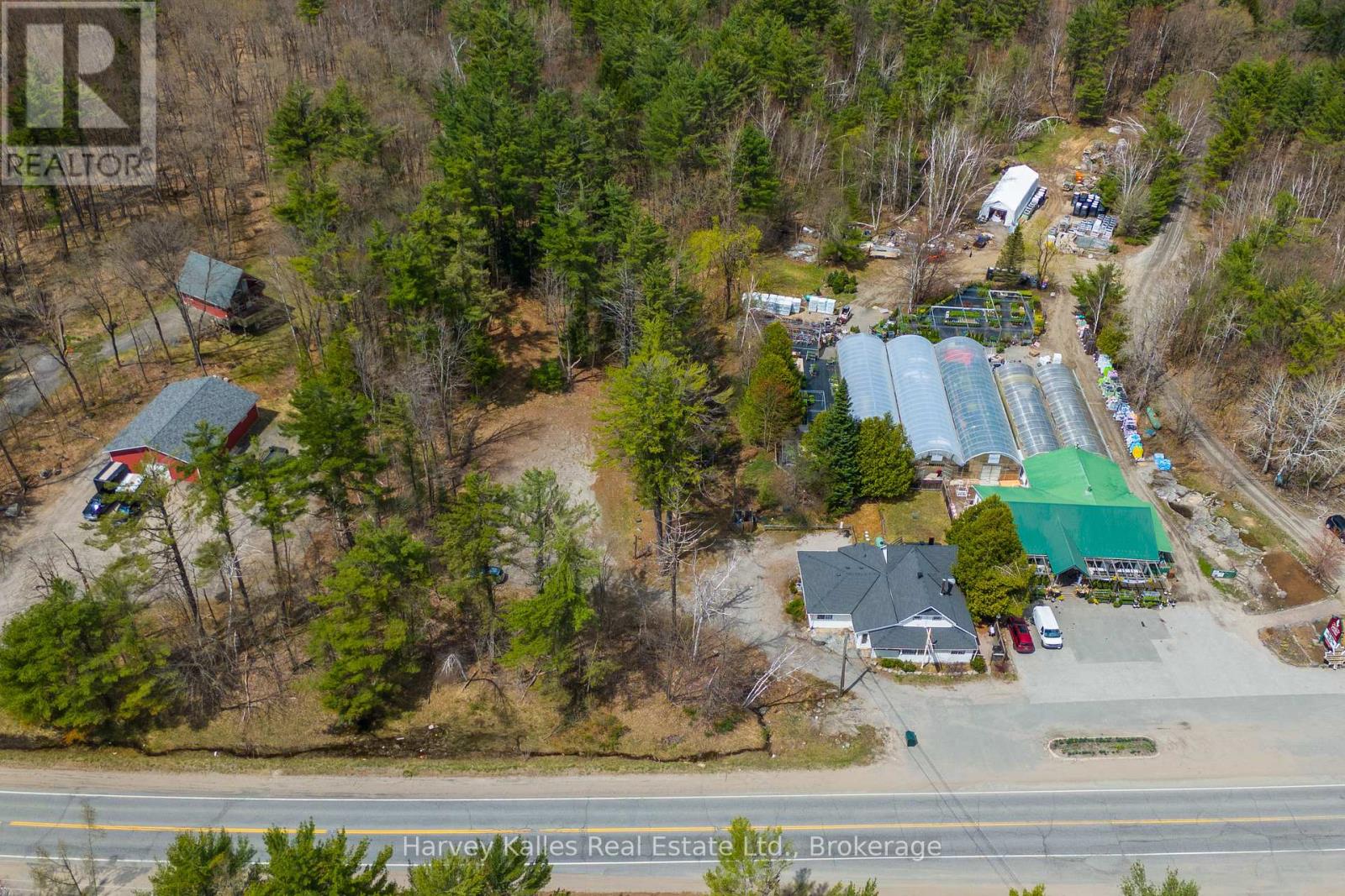 3842 Muskoka Rd 118 W, Muskoka Lakes, Ontario  P0B 1J0 - Photo 28 - X12135085
