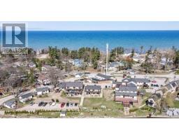 381 MOSLEY STREET, Wasaga Beach, Ontario