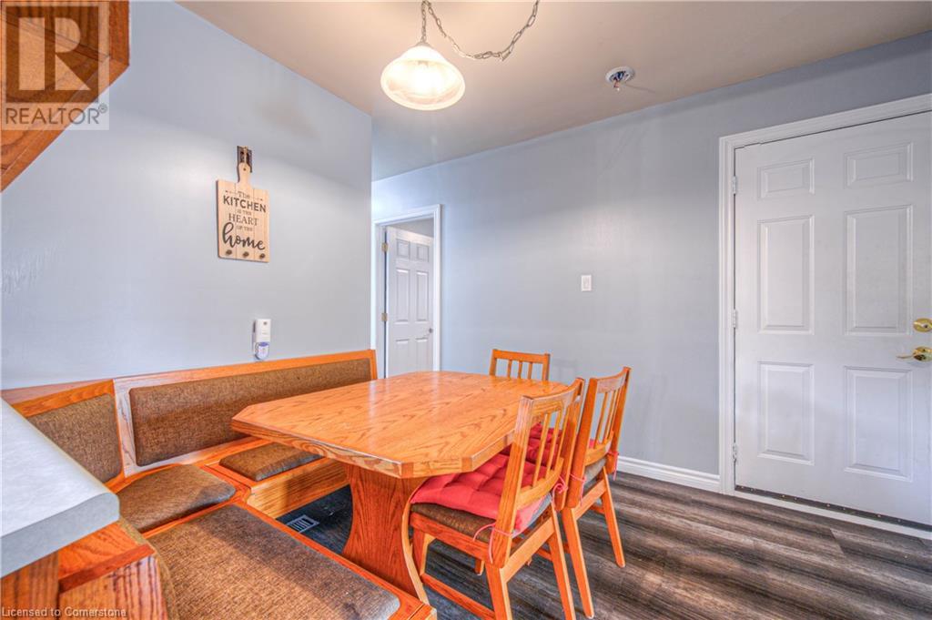 22 Hampton Place, Kitchener, Ontario  N2B 2S3 - Photo 15 - 40724739