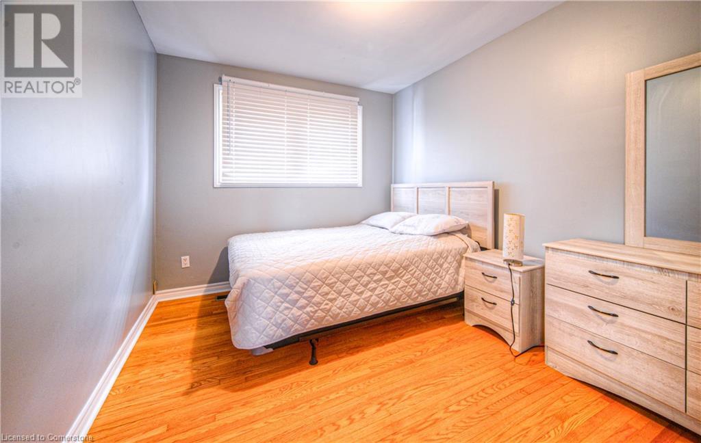 22 Hampton Place, Kitchener, Ontario  N2B 2S3 - Photo 23 - 40724739