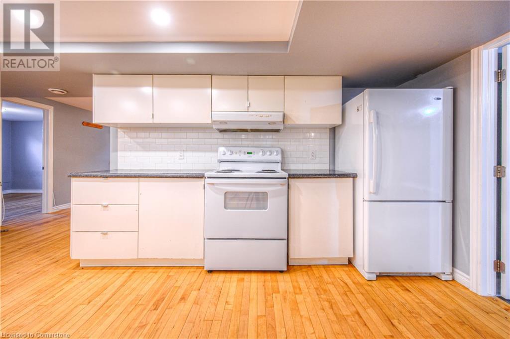 22 Hampton Place, Kitchener, Ontario  N2B 2S3 - Photo 31 - 40724739