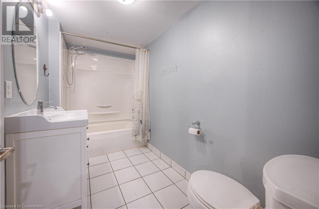 22 Hampton Place, Kitchener, Ontario  N2B 2S3 - Photo 34 - 40724739