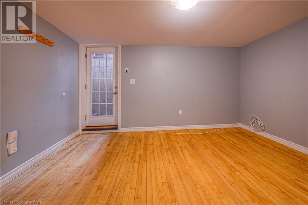 22 Hampton Place, Kitchener, Ontario  N2B 2S3 - Photo 37 - 40724739