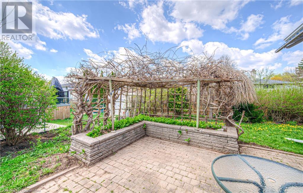 22 Hampton Place, Kitchener, Ontario  N2B 2S3 - Photo 50 - 40724739