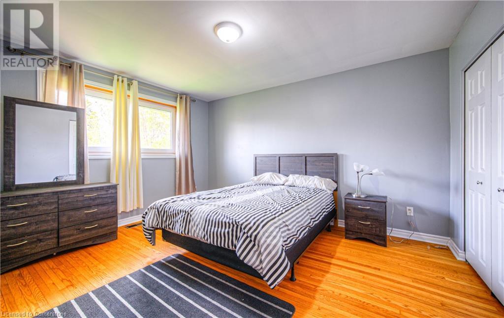 22 Hampton Place, Kitchener, Ontario  N2B 2S3 - Photo 21 - 40726473