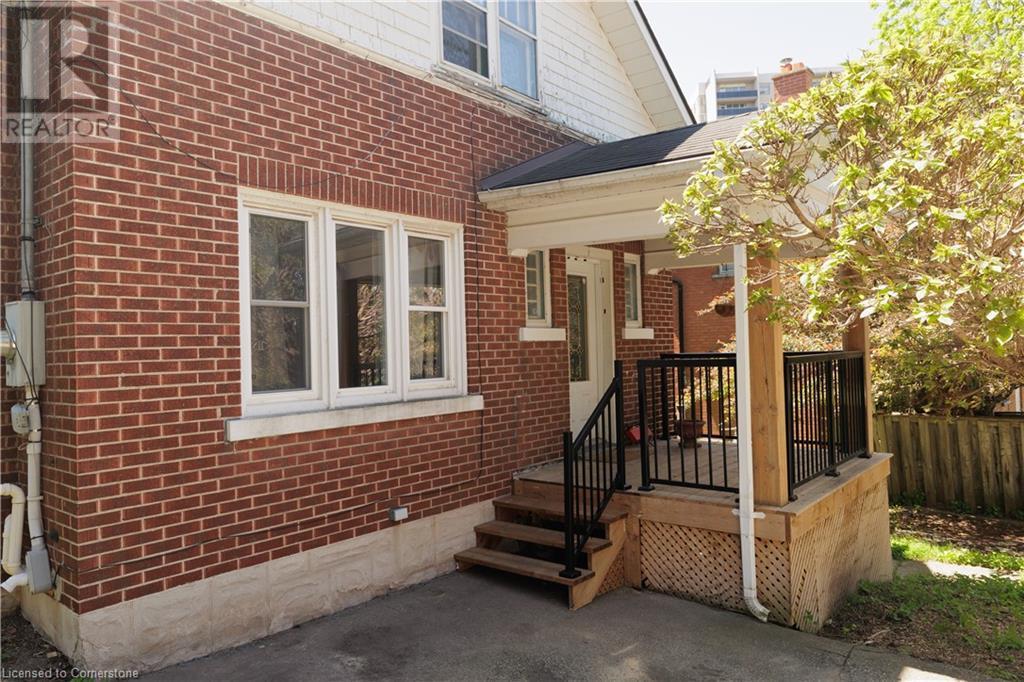 349 Luella Street, Kitchener, Ontario  N2H 2J3 - Photo 3 - 40726289