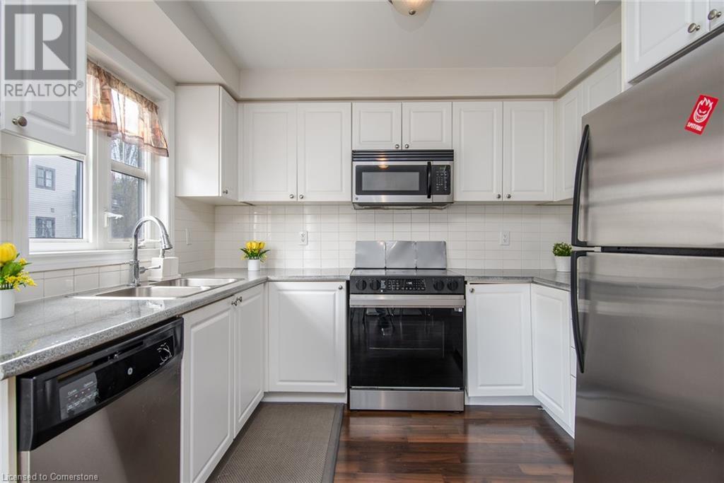 701 Homer Watson Boulevard Unit# 17, Kitchener, Ontario  N2C 0B5 - Photo 17 - 40709694