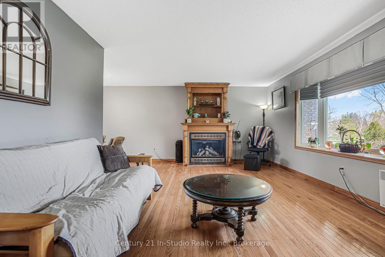 54 George Street, Chatsworth, Ontario  N0H 1G0 - Photo 16 - X12136228