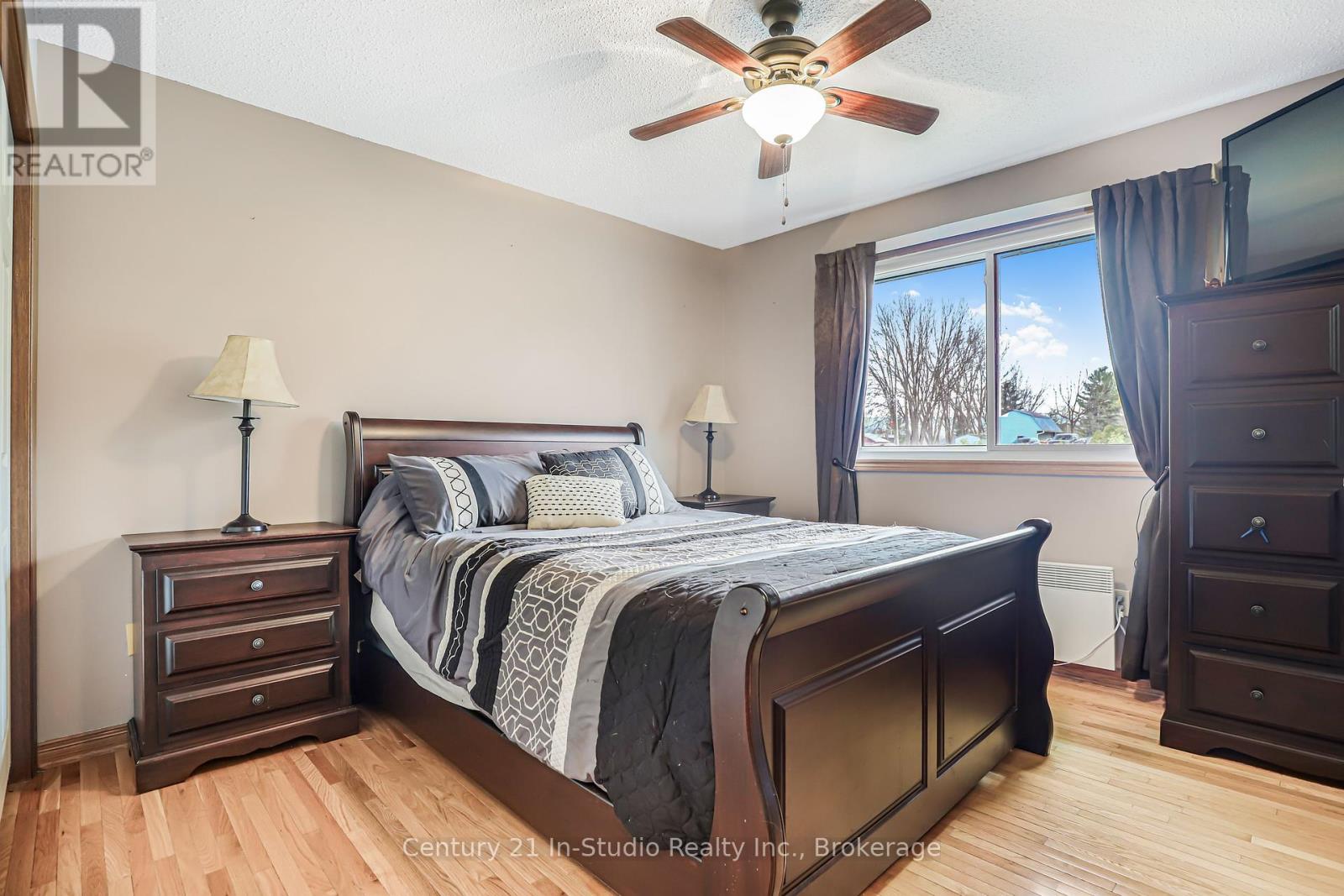 54 George Street, Chatsworth, Ontario  N0H 1G0 - Photo 24 - X12136228