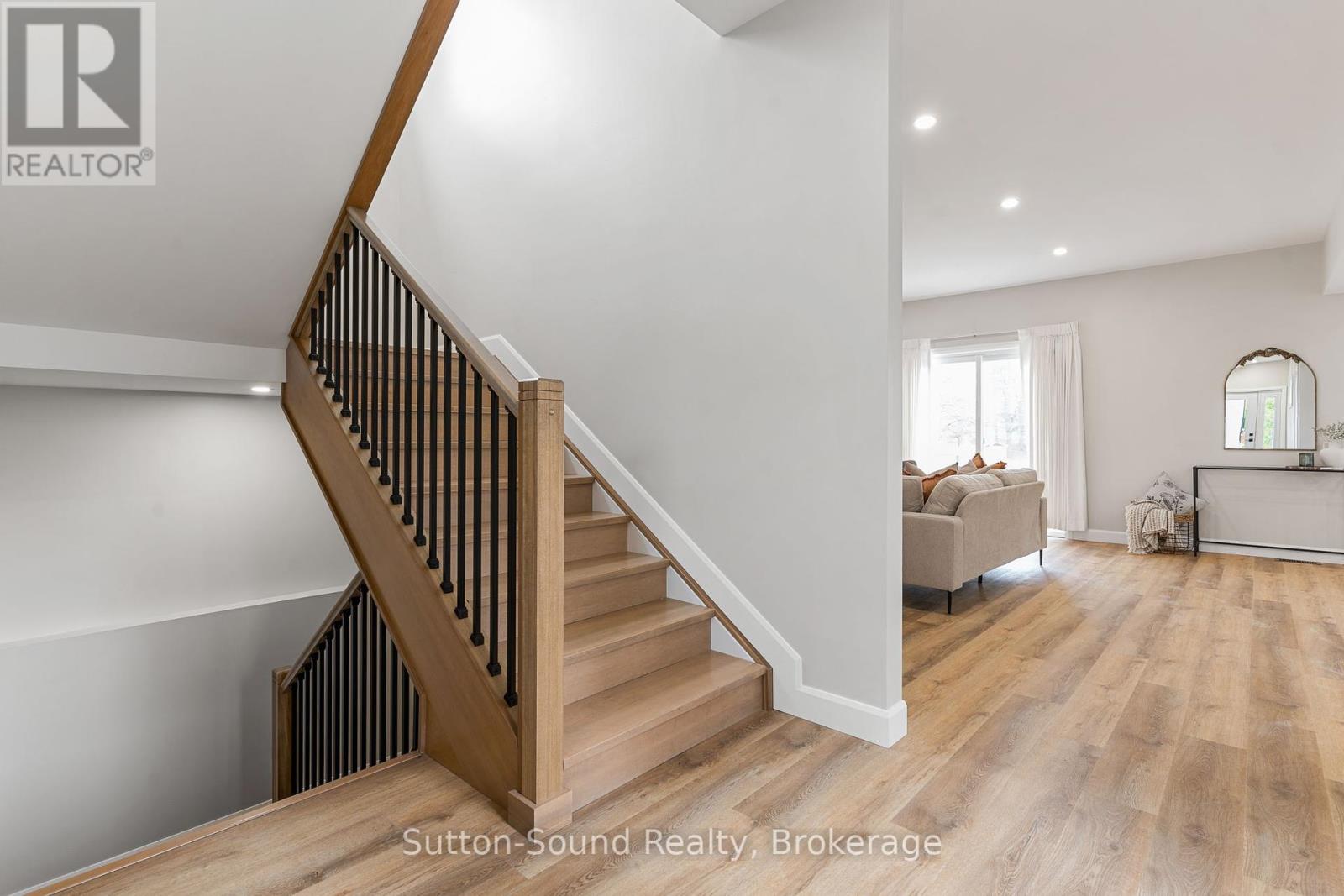 1889 3rd Avenue W, Owen Sound, Ontario  N4K 4R7 - Photo 32 - X12136241
