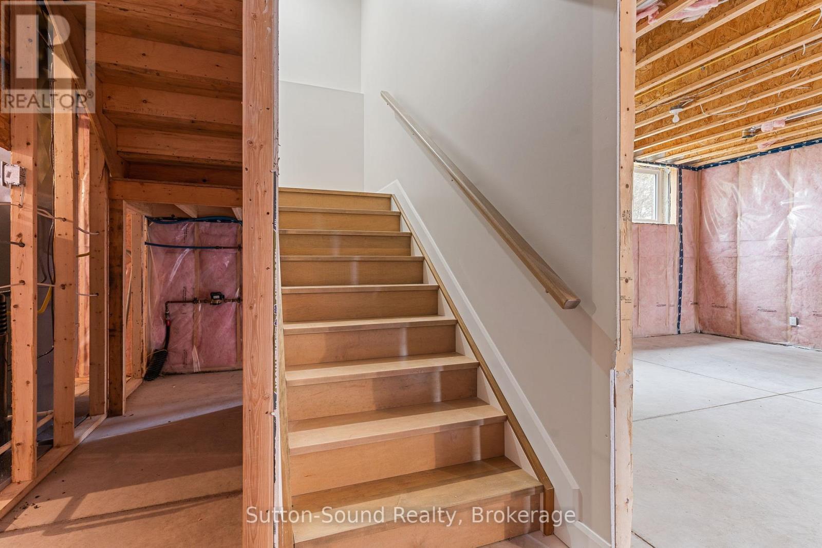1889 3rd Avenue W, Owen Sound, Ontario  N4K 4R7 - Photo 33 - X12136241