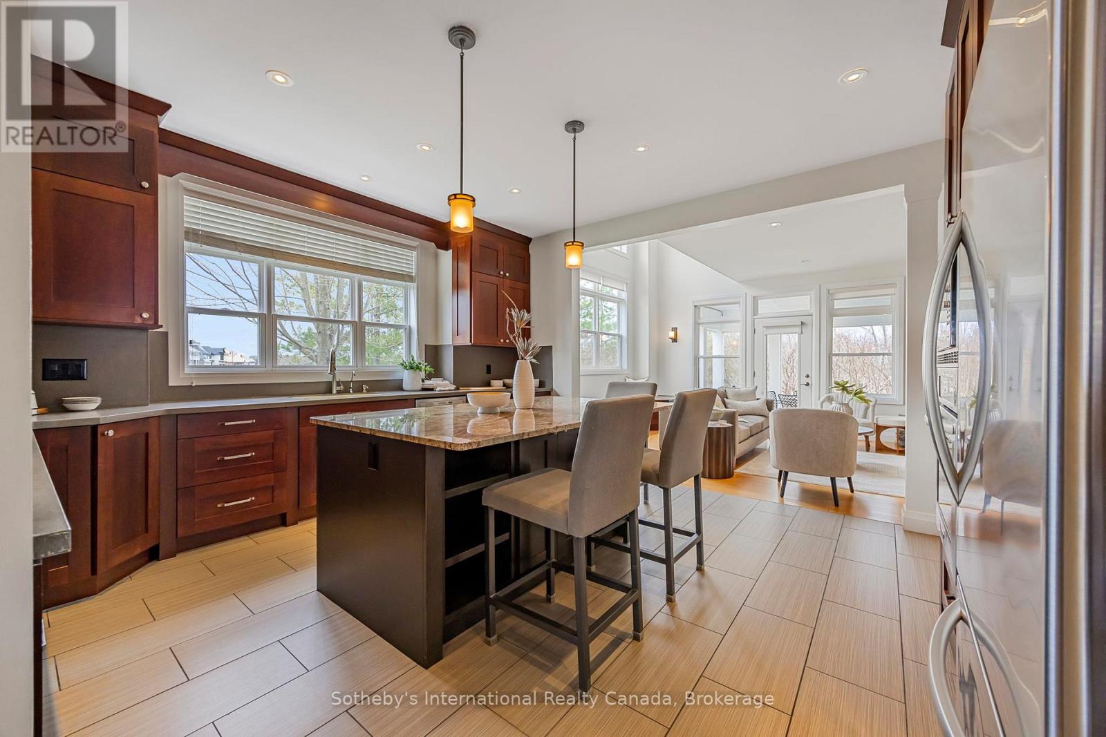2 Swan Lane, Tay, Ontario  L0K 1R0 - Photo 12 - S12136538